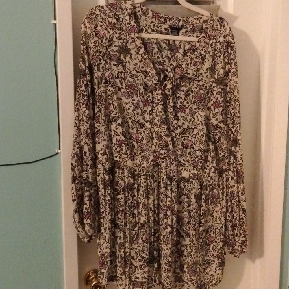 Women's shirt